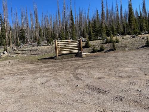 Hunter Lake Trailhead